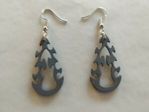 Boucles d'oreilles grises motif ethnique