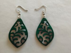 Boucles d'oreilles vertes motif floral